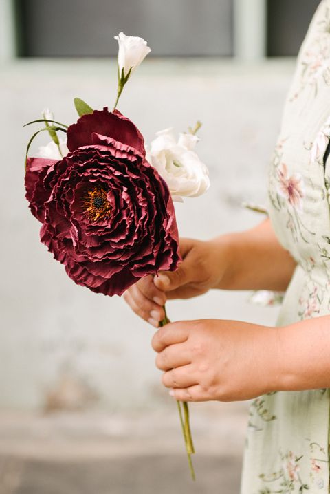 Creatieve ondernemer, bloemen, beeldbankshoot, ondernemersshoot, ondernemen, ondernemer, personal branding shoot, culemborg, fotoshoot, portretshoot, portretfotograaf, portretfotografie, fotograaf Culemborg, Mirjam Broekhof Fotografie