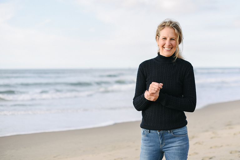 Personal branding fotografie, Mirjam Broekhof Fotografie, strand, Bloemendaal aan zee, Culemborg, portret, portretfotograaf, portretfotografie, vrouwelijke ondernemers, ondernemende vrouwen